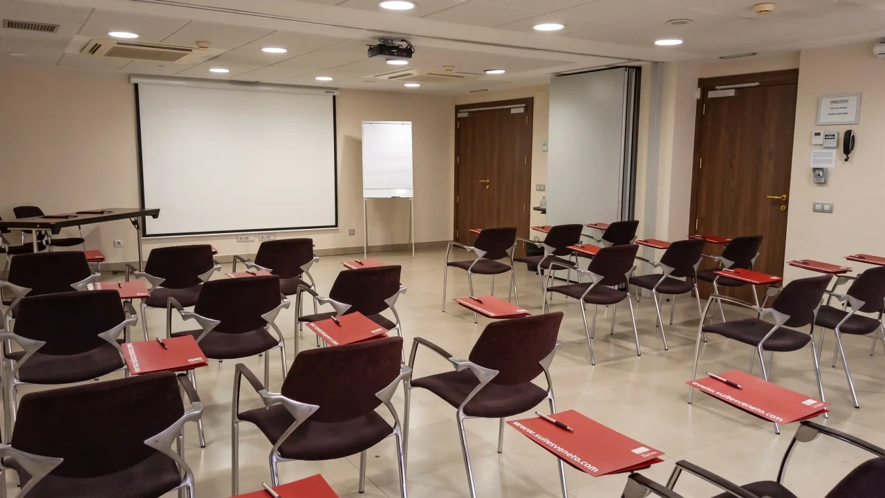 Sala Viena + Capellanes